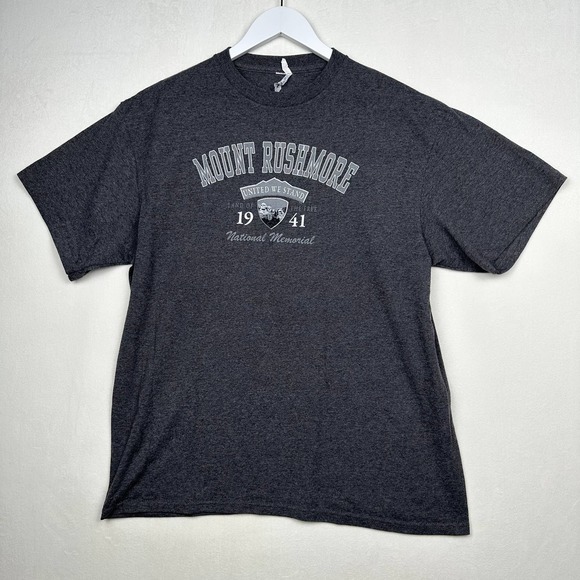 Delta Pro Weight Other - Mount Rushmore Sz L Gray Graphic Print Short Sleeve‎ Crewneck Tee Shirt